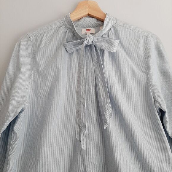 LEVI'S 100% Cotton Bow Neck Tie Button Down Top Pinstripe Sz M - Picture 4 of 16